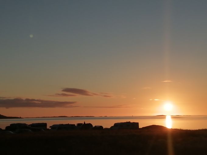 Rystad Lofoten camping

GPS: 68deg 16'34